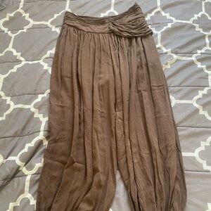 Brown flowing yoga pants